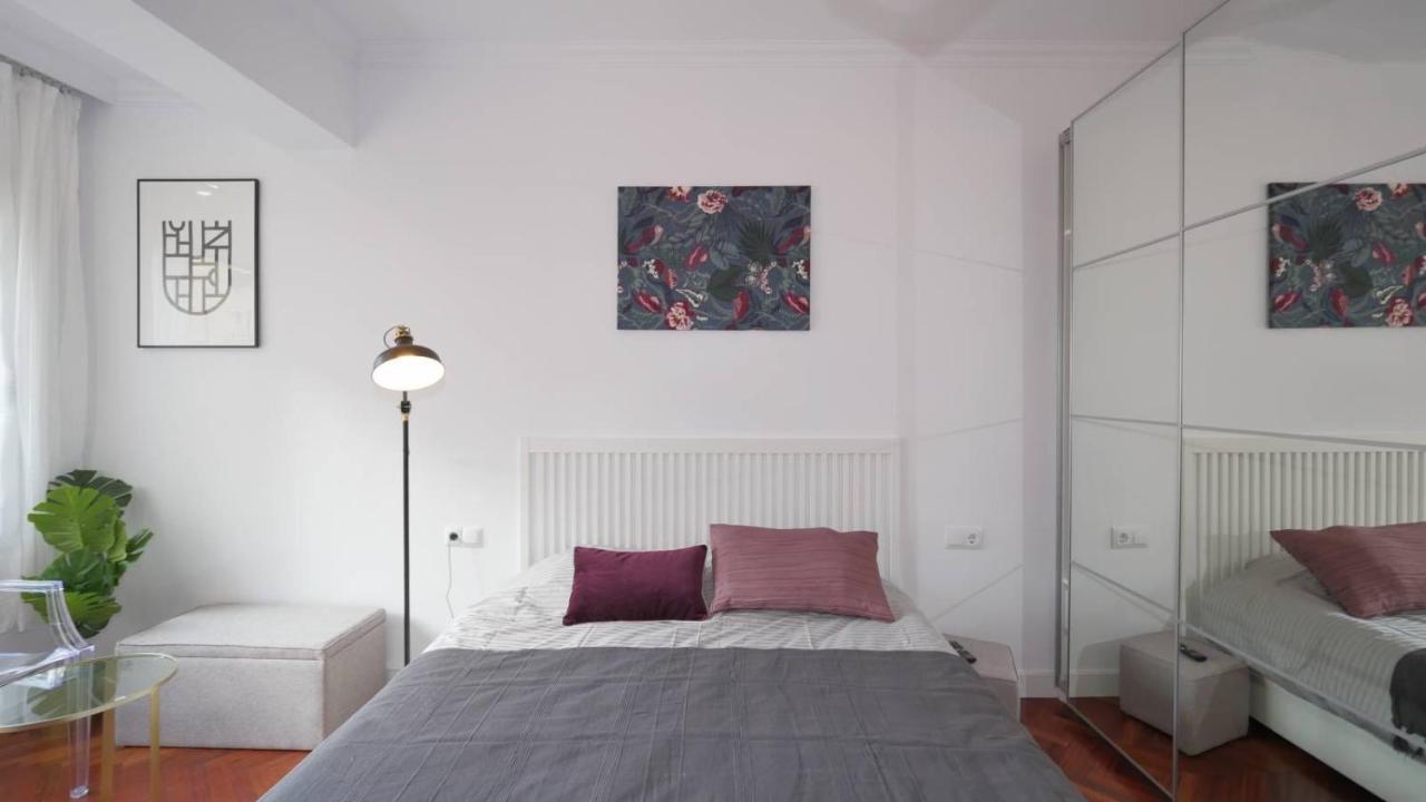 Eixample Apartments - Maca 6 บาร์เซโลนา ภายนอก รูปภาพ