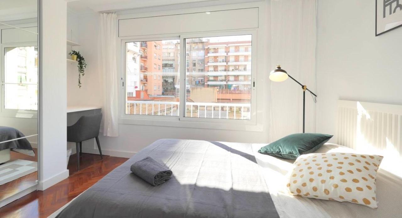 Eixample Apartments - Maca 6 บาร์เซโลนา ภายนอก รูปภาพ